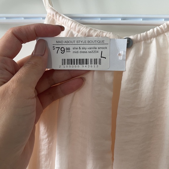 Vanilla smock midi dress - Picture 3 of 3